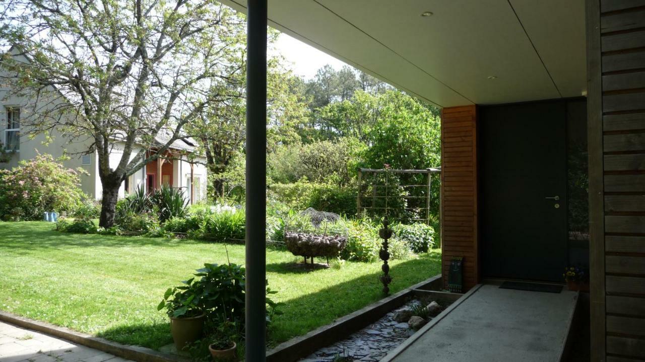 Le Jardin Aux Oiseaux Bed & Breakfast Ferel Exterior photo